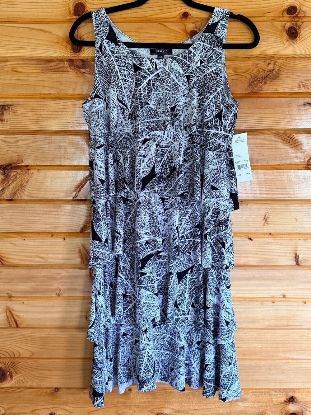 Elementz Black and White Leaf-Print Tiered Midi Dress